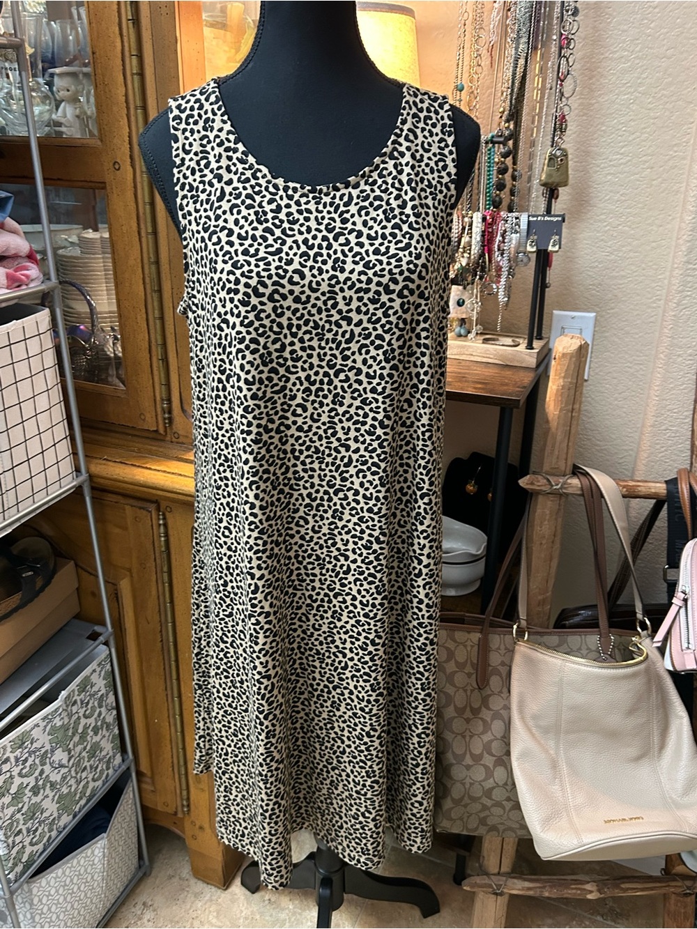 Old Navy Leopard Print Sleeveless Maxi Dress - Beige & Black